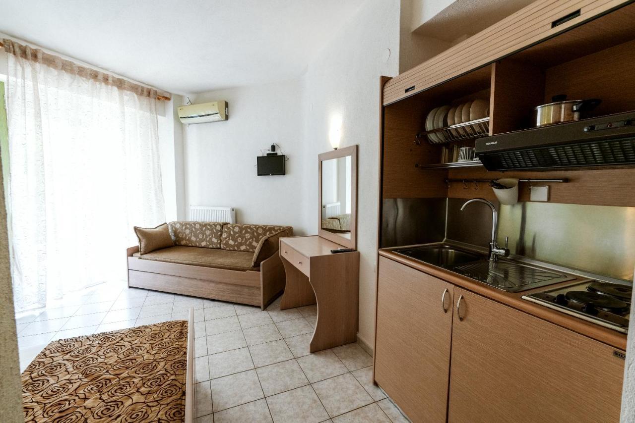 סטאברוס Stefanidis Platani Beach מראה חיצוני תמונה